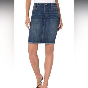 Liverpool Gia Glider Pull On Pencil Denim Skirt Size 4